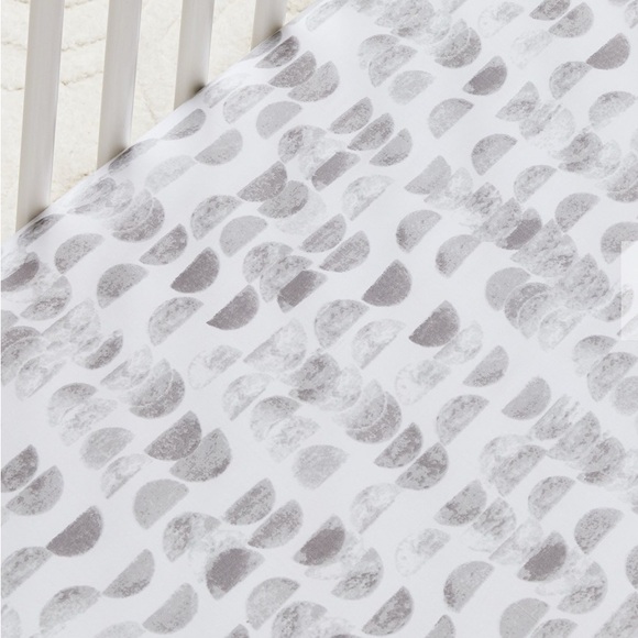 West Elm Kids Half-moon Crib Fitted Sheet NWT Cotton Baby Sheet Gray White - Picture 2 of 4